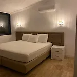 Hotel Lotus Port