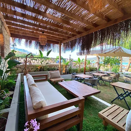 Lotus Port Hotel Alaçatı