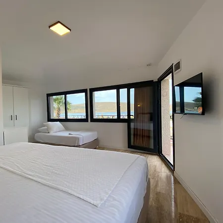 Lotus Port Hotel Alaçatı