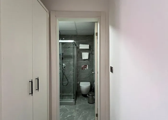 Hotell Lotus Port