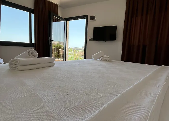 Hotell Lotus Port